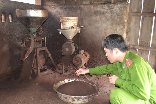 Trộn hương liệu Trung Quốc vào cà phê, tung ra thị trường 4 tấn/tháng